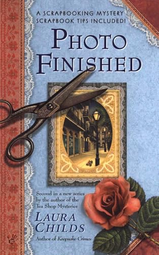 Photo Finished (A Scrapbooking Mystery, #2) Cover