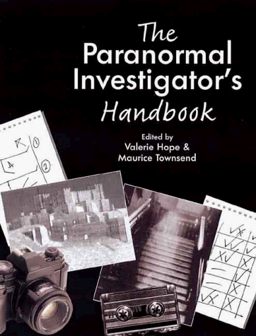 The paranormal investigator's handbook Cover
